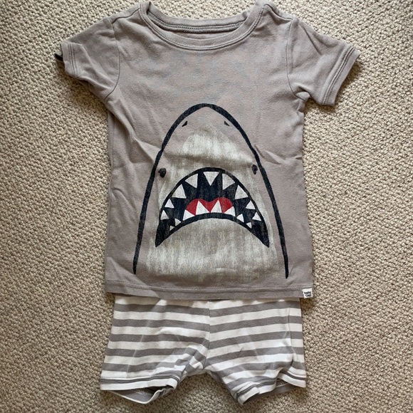 8-pc Toddler short sleeve & shorts pajama set - Picture 4 of 9